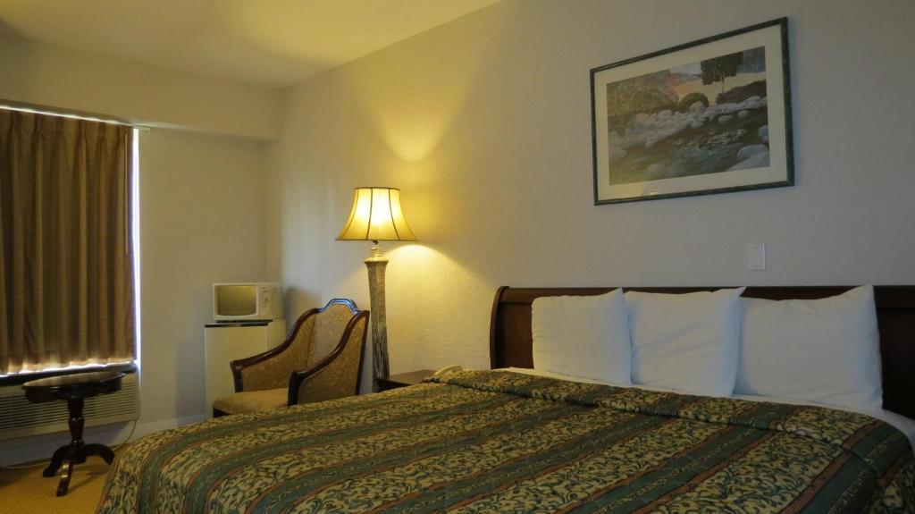 Great Value Inn Houston/Galleria Room photo